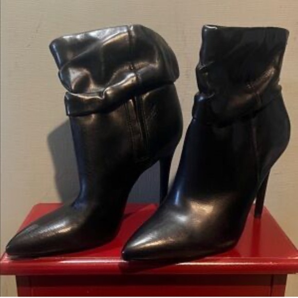 Jessica Simpson Black Heeled Boots​ - Picture 2 of 5